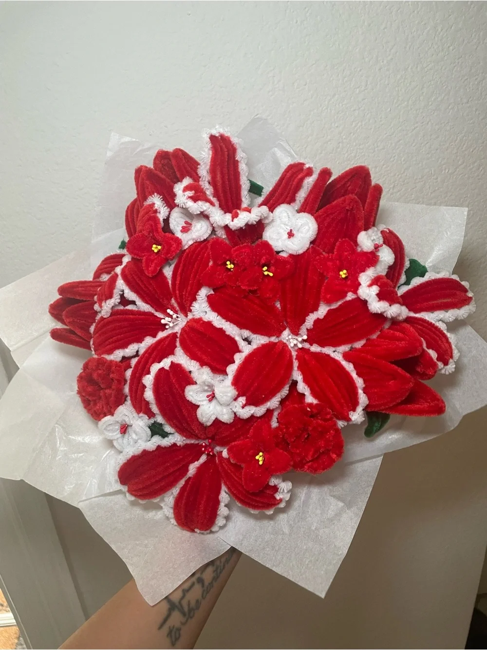 Handmade red & white pipe cleaner flower bouquet- one dozen